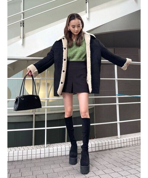 EMODA（エモダ）の「タンクボリュームフィットブーツ（ブーツ・レディース・グレー/ブラック・SMALL/MEDIUM/LARGE）」の16枚目の写真