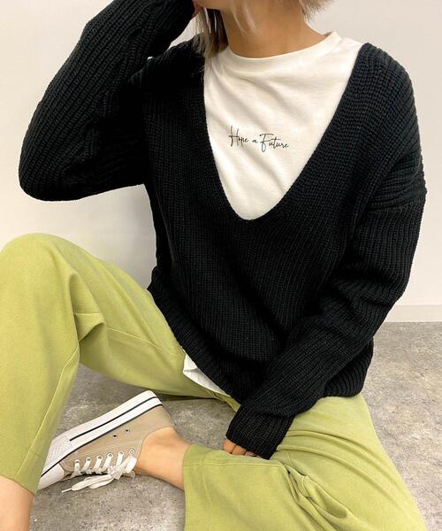 MLI'A(エムリア)の「深Vネックニット(ニット/セーター・レディース・ブラック/アイボリー/グレー系その他・M)」の4枚目の写真