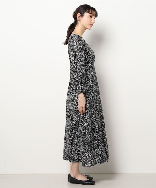libelle more（リベル モア）の「小花柄エンパイアワンピース（ワンピース・レディース・ブラック/オフホワイト/グリーン・M/L）」の7枚目の写真