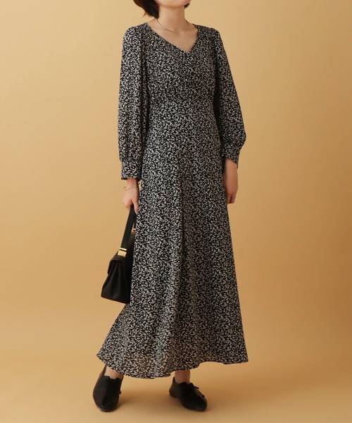 libelle more（リベル モア）の「小花柄エンパイアワンピース（ワンピース・レディース・ブラック/オフホワイト/グリーン・M/L）」の5枚目の写真