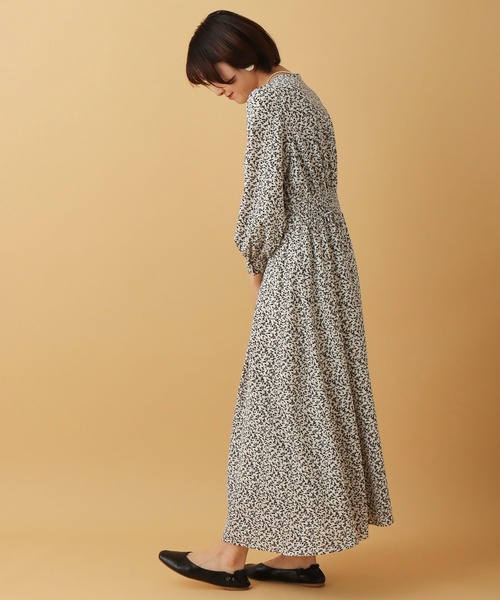 libelle more（リベル モア）の「小花柄エンパイアワンピース（ワンピース・レディース・ブラック/オフホワイト/グリーン・M/L）」の17枚目の写真