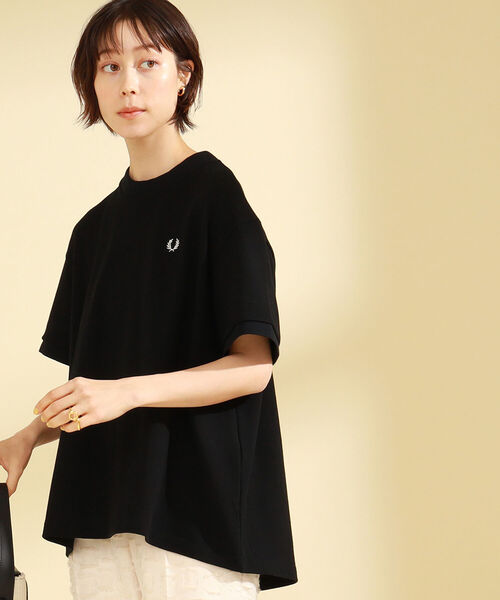 Ray BEAMS（レイビームス）の「FRED PERRY × Ray BEAMS / 別注 オーバーサイズ Tシャツ（Tシャツ/カットソー・レディース・ホワイト/ブラック/ブルー系その他・ONE SIZE）」の9枚目の写真