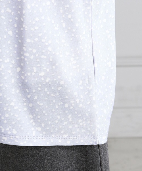 A/C DESIGN BY ALPHA CUBIC(エーシーデザインバイアルファキュービック)の「裏起毛ドットプリントハイネックプルオーバー(Tシャツ/カットソー・レディース・ブラック/ベージュ/サックスブルー・M/L/LL)」の9枚目の写真