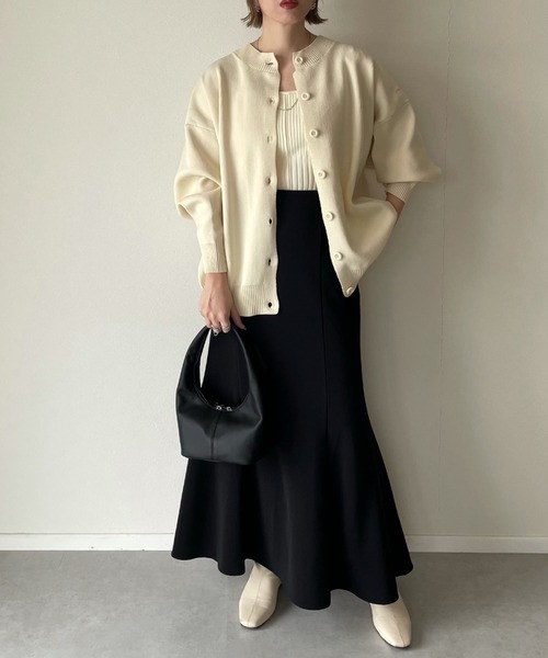 y/m by misato(イムバイミサト)の「ビッグニットカーデ(ニット/セーター・レディース・ブラック/イエロー/アイボリー・FREE)」の7枚目の写真