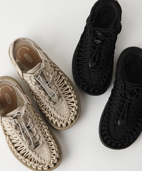 KEEN(キーン)の「<KEEN>WOMENS UNEEK サンダル(サンダル・レディース・オフホワイト/ブラック/ベージュ・6/8/7/7h/6h)」の14枚目の写真
