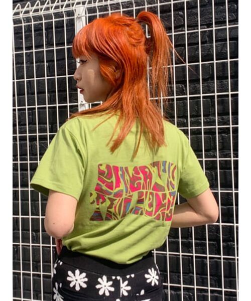 jouetie（ジュエティ）の「マーブルロゴフィット Tシャツ（Tシャツ/カットソー・レディース・ブラック/グリーン/アイボリー・MEDIUM）」の3枚目の写真