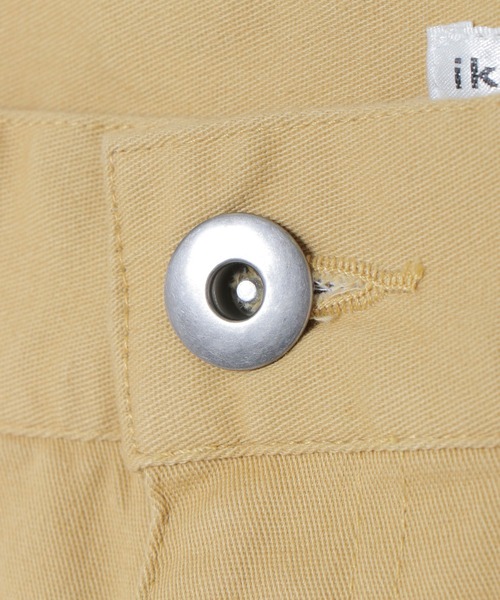 ikka（イッカ）の「綿ストレッチカラースキニーパンツ（その他パンツ・レディース・ブラック/クリアイエロー/カーキオリーブ/ライトベージュ・S/M/L）」の12枚目の写真