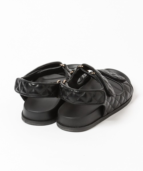 A part by(アパートバイ)の「キルティングフラットサンダル 273197(サンダル・レディース・ブラック/ベージュ・MEDIUM/LARGE)」の9枚目の写真