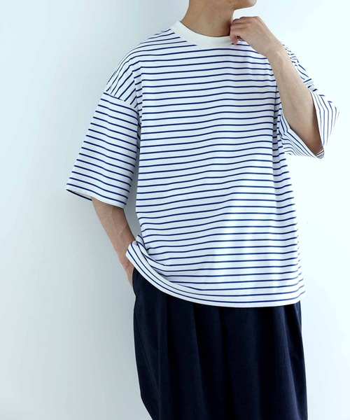 ADAM ET ROPE'（アダムエロペ）の「スーピマコットン 32Gポンチ ロイヤルクール オーバーサイズ ボーダーTシャツ（Tシャツ/カットソー・メンズ・ネイビー/ブルー系その他4・M/L）」の2枚目の写真