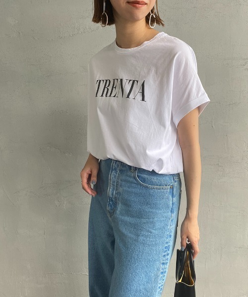 MICA&DEAL（マイカ＆ディール）の「[MICA&DEAL/マイカアンドディール] 別注 TRENTA ワイドシルエットロゴプリントTシャツ（Tシャツ/カットソー・レディース・ホワイト/ブラック/ブラウン・F）」の7枚目の写真