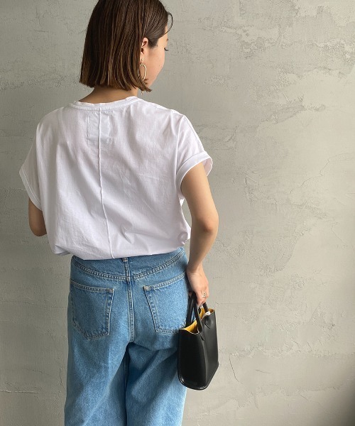 MICA&DEAL（マイカ＆ディール）の「[MICA&DEAL/マイカアンドディール] 別注 TRENTA ワイドシルエットロゴプリントTシャツ（Tシャツ/カットソー・レディース・ホワイト/ブラック/ブラウン・F）」の8枚目の写真
