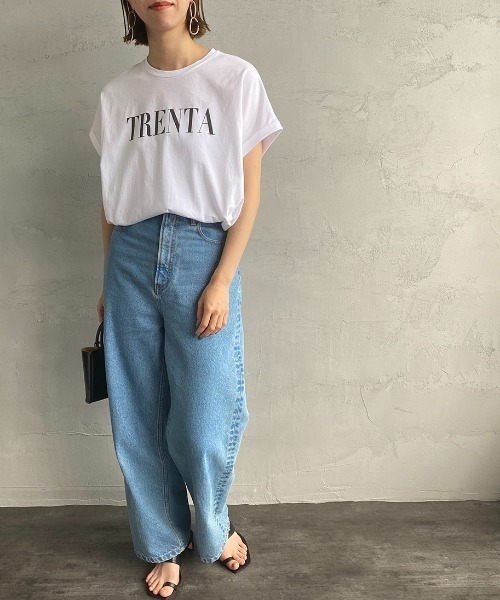 MICA&DEAL（マイカ＆ディール）の「[MICA&DEAL/マイカアンドディール] 別注 TRENTA ワイドシルエットロゴプリントTシャツ（Tシャツ/カットソー・レディース・ホワイト/ブラック/ブラウン・F）」の9枚目の写真