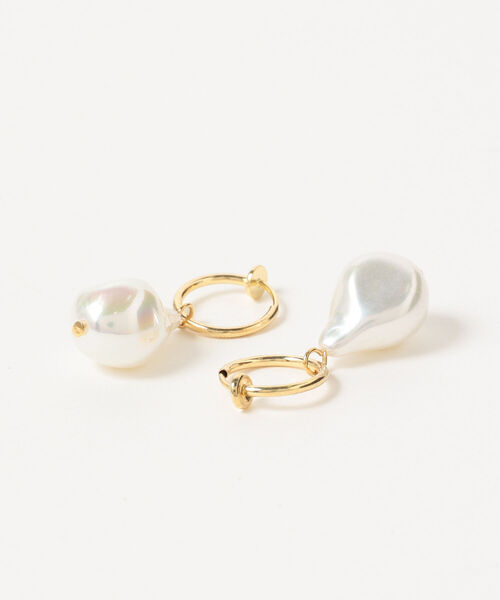 B:MING by BEAMS（ビーミングバイビームス）の「B:MING by BEAMS / イミテーション パール イヤリング（イヤリング・レディース・ゴールド・ONE SIZE）」の2枚目の写真