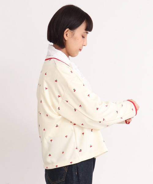 CHILD WOMAN（チャイルドウーマン）の「4段スムースチェリー刺繍 ノー