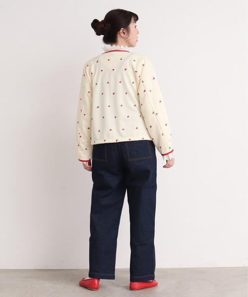 CHILD WOMAN（チャイルドウーマン）の「4段スムースチェリー刺繍 ノー