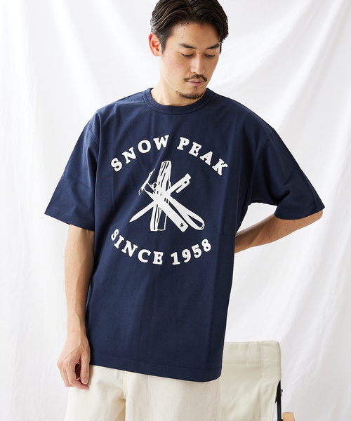 Snow Peak（スノーピーク）の「【Snow Peak/スノーピーク×JS】別注 リサイクルコットン ギア カレッジ T（Tシャツ/カットソー・メンズ・ネイビー/イエロー/キナリ・SMALL/MEDIUM/LARGE）」の7枚目の写真