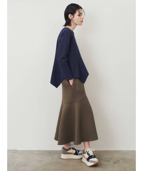 ELENDEEK（エレンディーク）の「スポンジマーメードスカート（スカート・レディース・ブラック/カーキ・01/02）」の16枚目の写真