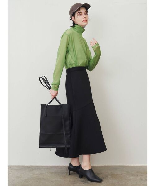 ELENDEEK（エレンディーク）の「スポンジマーメードスカート（スカート・レディース・ブラック/カーキ・01/02）」の5枚目の写真