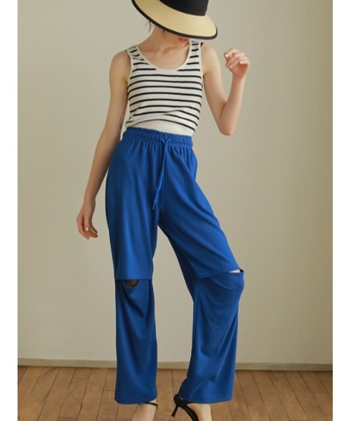AMAIL(アマイル)の「Knee cut loose pants(スウェットパンツ・レディース・グレー/ブルー・FREE)」の8枚目の写真