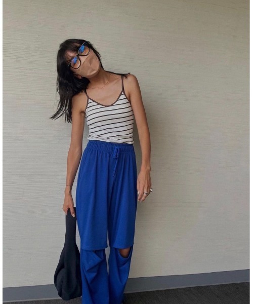 AMAIL(アマイル)の「Knee cut loose pants(スウェットパンツ・レディース・グレー/ブルー・FREE)」の20枚目の写真