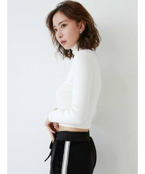 GYDA(ジェイダ)の「ハイネックタイトショートトップス(Tシャツ/カットソー・レディース・オフホワイト/ブラック/ピンク・FREE)」の15枚目の写真