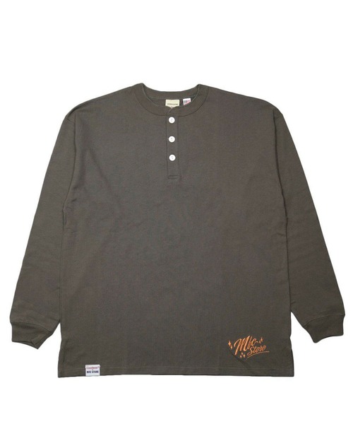 MFC STORE（エムエフシーストア）の「Goodwear x MFC STORE LETTERING LOGO HENRY NECK L/S BIG TEE（Tシャツ/カットソー・メンズ・ホワイト/グレー/ブラウン/ブラック・L/XL/M）」の4枚目の写真