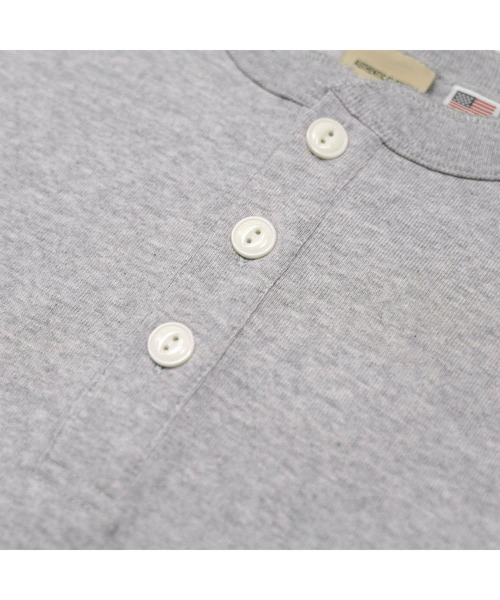 MFC STORE（エムエフシーストア）の「Goodwear x MFC STORE LETTERING LOGO HENRY NECK L/S BIG TEE（Tシャツ/カットソー・メンズ・ホワイト/グレー/ブラウン/ブラック・L/XL/M）」の18枚目の写真