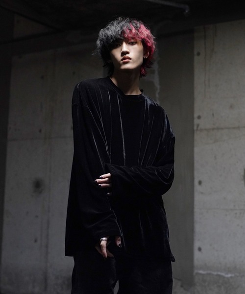 G.O.C（ジーオーシー）の「オーバーサイズ ベロア ロンTEE（Tシャツ/カットソー・メンズ・ブラック/グレー/グリーン/ベージュ系その他/ブルーグリーン/ワイン・MEDIUM/LARGE）」の2枚目の写真