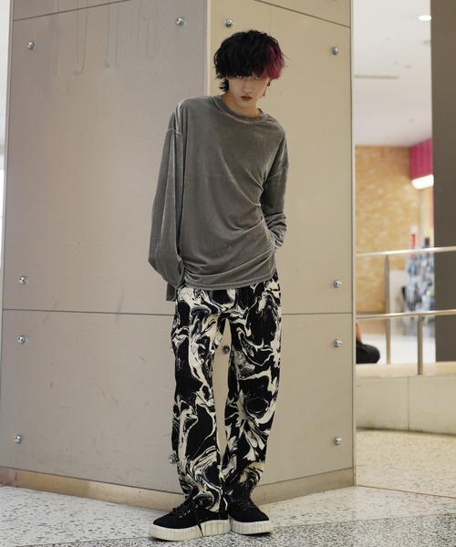 G.O.C（ジーオーシー）の「オーバーサイズ ベロア ロンTEE（Tシャツ/カットソー・メンズ・ブラック/グレー/グリーン/ベージュ系その他/ブルーグリーン/ワイン・MEDIUM/LARGE）」の14枚目の写真