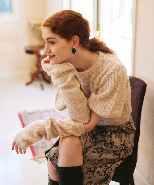 idem(イデム)の「arm warmer mohair knit/アームウォーマーモヘアニット(ニット/セーター・レディース・ブラック/カーキ/アイボリー・FREE)」の9枚目の写真