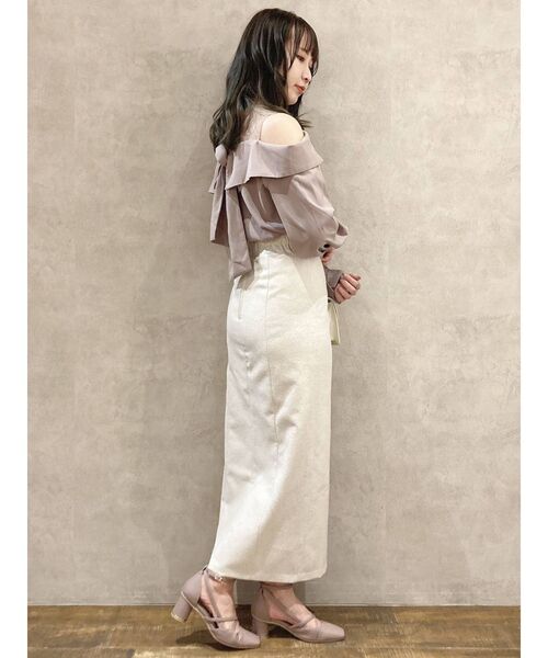 dazzlin（ダズリン）の「カーブラインナロースカート（スカート・レディース・アイボリー/グレー/ブラウン・MEDIUM/SMALL）」の18枚目の写真