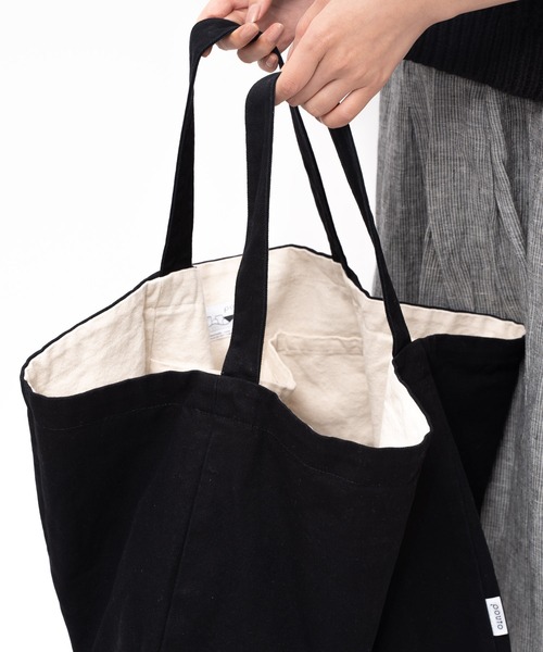 pouto(ポウト)の「pouto / ポウト キャンバス キューブ トート ラージ DLI PO 004 BAG(トートバッグ・レディース・ブラック/グレー/ナチュラル/レッド/ブルー・FREE)」の7枚目の写真