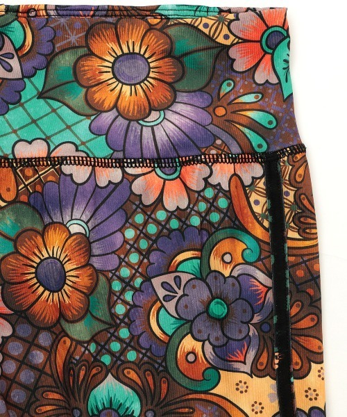 チチカカ（チチカカ）の「吸汗速乾レギンス（レギンス/スパッツ・レディース・その他1/その他2/ブラック・MEDIUM/LARGE）」の6枚目の写真