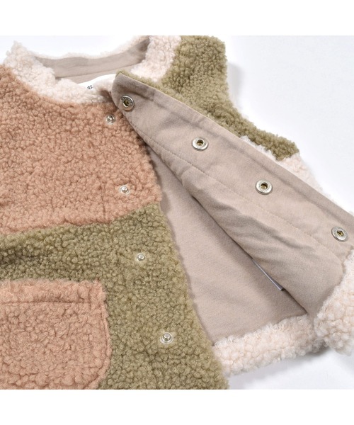 SLAP SLIP BABY（スラップスリップベビー）の「SLAPSLIPBABY/【お揃い】配色切り替え恐竜ポケットボアベストベビー(70~80cm)（ベスト・キッズ・グレー系その他/ベージュ系その他・ONESIZE）」の18枚目の写真
