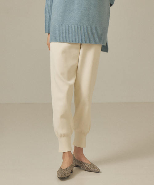 abahouse mavie（アバハウスマヴィ）の「ポリエステルニットジョガーパンツ（その他パンツ・レディース・ホワイト/ブラック/イエロー/ブルー・フリー）」の2枚目の写真