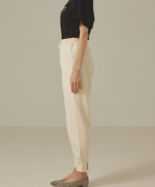 abahouse mavie（アバハウスマヴィ）の「ポリエステルニットジョガーパンツ（その他パンツ・レディース・ホワイト/ブラック/イエロー/ブルー・フリー）」の18枚目の写真