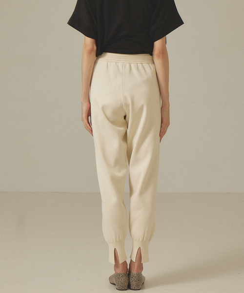 abahouse mavie（アバハウスマヴィ）の「ポリエステルニットジョガーパンツ（その他パンツ・レディース・ホワイト/ブラック/イエロー/ブルー・フリー）」の22枚目の写真