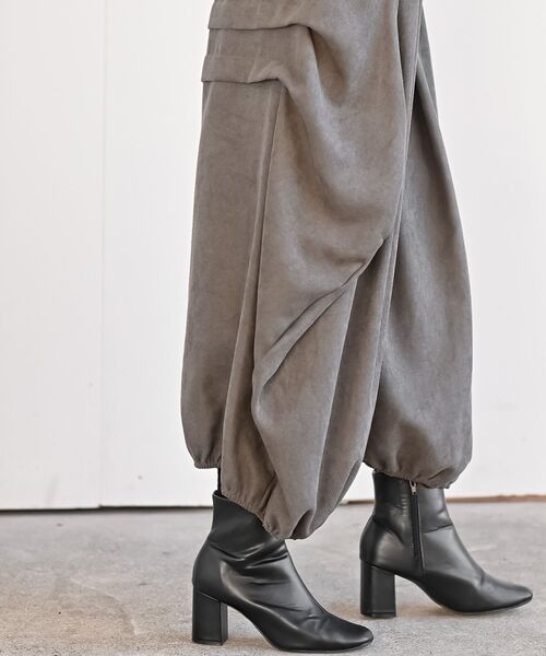 rps（アールピーエス）の「ライスコールボリュームタックパンツ（その他パンツ・レディース・チャコールグレー/ブラック/モカ・フリー）」の8枚目の写真