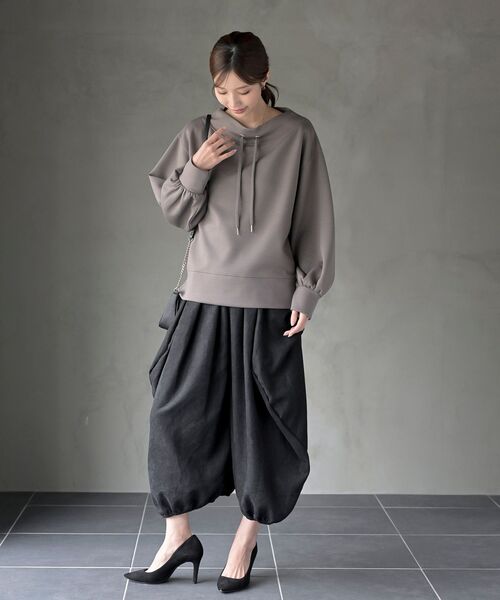 rps（アールピーエス）の「ライスコールボリュームタックパンツ（その他パンツ・レディース・チャコールグレー/ブラック/モカ・フリー）」の22枚目の写真