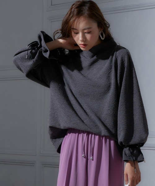 miclat（ミクラ）の「大きいサイズ　キャンディスリーブボリュームカットソー　miclat（Tシャツ/カットソー・レディース・オフホワイト/チャコールグレー・L/LL/3L/4L）」の7枚目の写真