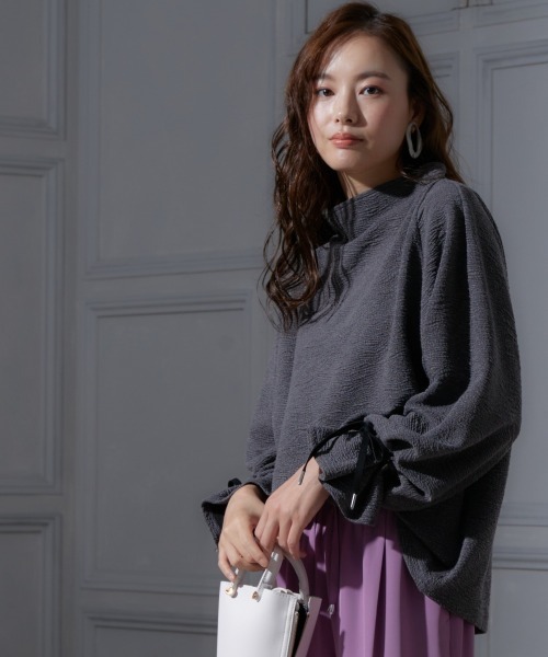 miclat（ミクラ）の「大きいサイズ　キャンディスリーブボリュームカットソー　miclat（Tシャツ/カットソー・レディース・オフホワイト/チャコールグレー・L/LL/3L/4L）」の6枚目の写真