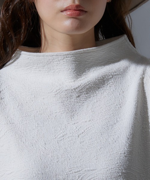 miclat（ミクラ）の「大きいサイズ　キャンディスリーブボリュームカットソー　miclat（Tシャツ/カットソー・レディース・オフホワイト/チャコールグレー・L/LL/3L/4L）」の18枚目の写真