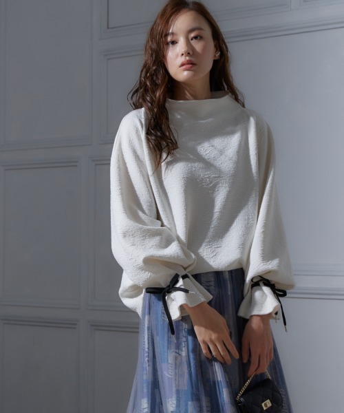 miclat（ミクラ）の「大きいサイズ　キャンディスリーブボリュームカットソー　miclat（Tシャツ/カットソー・レディース・オフホワイト/チャコールグレー・L/LL/3L/4L）」の3枚目の写真