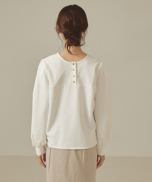 abahouse mavie（アバハウスマヴィ）の「カットジョーゼット2WAYプルオーバー（Tシャツ/カットソー・レディース・ダークオレンジ/ブラック/ホワイト/ピンクベージュ・フリー）」の9枚目の写真