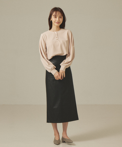 abahouse mavie（アバハウスマヴィ）の「カットジョーゼット2WAYプルオーバー（Tシャツ/カットソー・レディース・ダークオレンジ/ブラック/ホワイト/ピンクベージュ・フリー）」の15枚目の写真