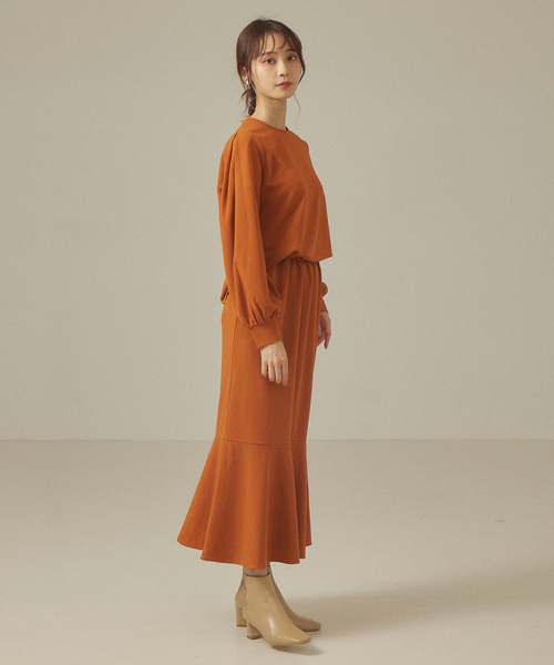 abahouse mavie（アバハウスマヴィ）の「カットジョーゼット2WAYプルオーバー（Tシャツ/カットソー・レディース・ダークオレンジ/ブラック/ホワイト/ピンクベージュ・フリー）」の20枚目の写真