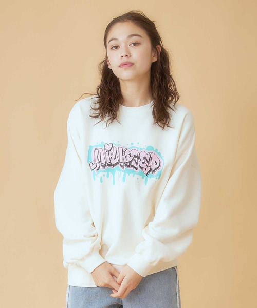 MILKFED.(ミルクフェド)の「GRAFFITI BIGSWEAT TOP(スウェット・レディース・ライトブルー/ブラック/オフホワイト/ライトパープル・ONE SIZE)」の17枚目の写真