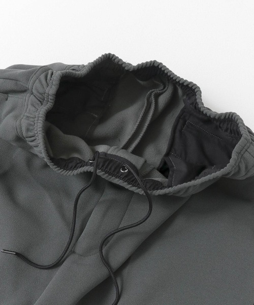 URBAN RESEARCH（アーバンリサーチ）の「『UR TECH』フリースタックイージーパンツ（その他パンツ・メンズ・チャコールグレー/ブラック/ベージュ・SMALL/MEDIUM/LARGE）」の7枚目の写真