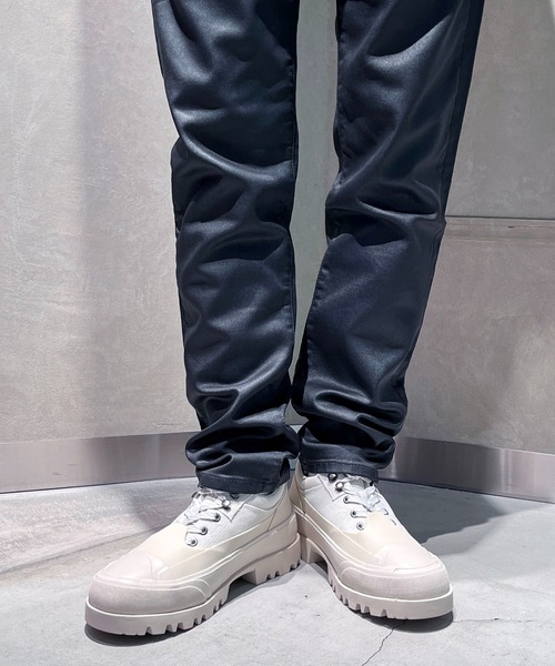 DIESEL（ディーゼル）の「メンズ カウレザー レースアップシューズ（その他シューズ・メンズ・ホワイト/ブラック・44/40/42/43/41）」の15枚目の写真