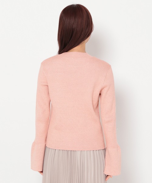 mysty woman（ミスティウーマン）の「ベルスリーブラメニット 183870（ニット/セーター・レディース・ピンク/ライトベージュ/ブルー/ブラック・FREE）」の10枚目の写真